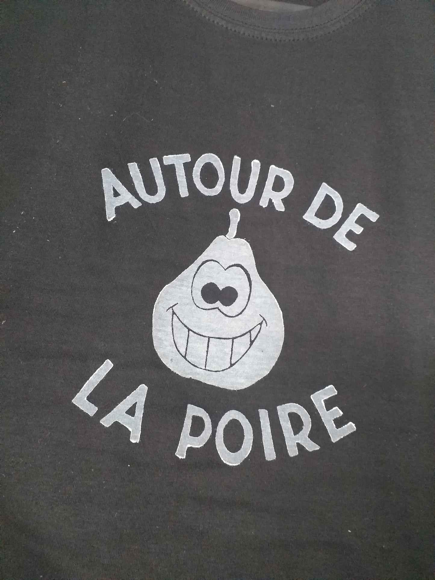T-shirts AUTOUR DE LA POIRE